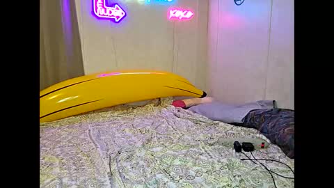 Sofie online show from June 4, 2026, 7:36 am
