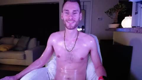 Snapshot of dimitri_4793 chatting on February 10, 2025, 3:57 am Meechii online show from February 10, 2025, 3:57 am