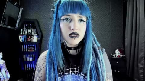 dimmuanddarkness online show from December 18, 2024, 5:59 am