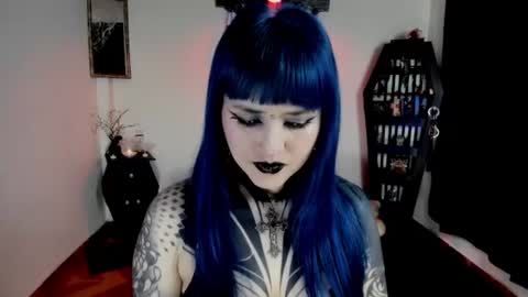 dimmuanddarkness online show from July 5, 2026, 12:50 am