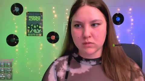 Snapshot of dina_bloom chatting on May 2, 2026, 7:19 pm dina_bloom online show from May 2, 2026, 7:19 pm