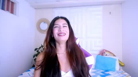 DINA online show from July 23, 2026, 6:17 pm