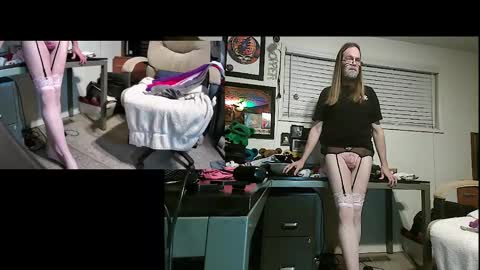 Dinkdork just having a good time online show from December 28, 2024, 2:01 am