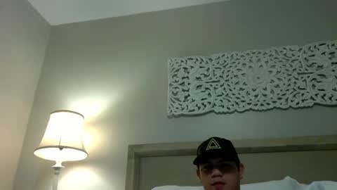 dinolamaravilla1 online show from February 4, 2025, 3:33 am