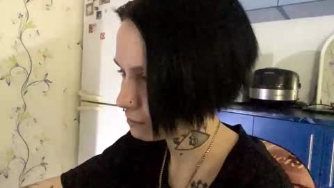 Cate online show from November 14, 2025, 9:02 pm