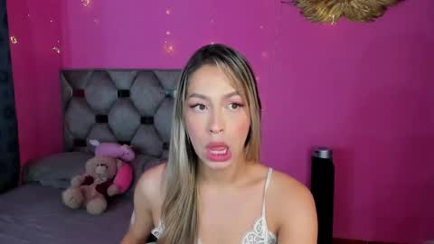 IG dionemontecarlo19 online show from February 13, 2025, 8:17 am