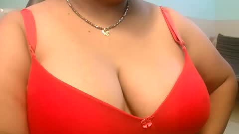 dipa2345 online show from October 5, 2025, 4:33 am