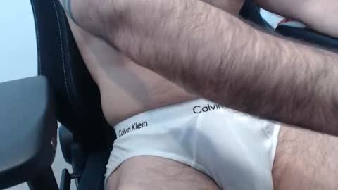 Snapshot of dirfocus chatting on May 6, 2026, 2:44 pm Z online show from May 6, 2026, 2:44 pm