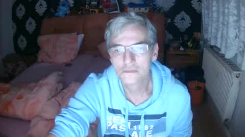 Snapshot of dirk6873 chatting on February 7, 2025, 6:02 pm Adam Carla online show from February 7, 2025, 6:02 pm