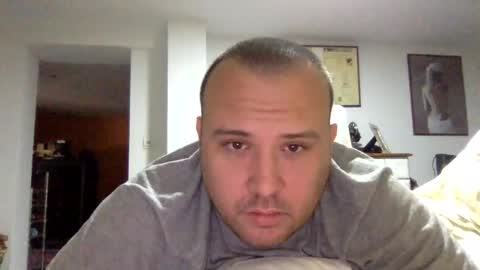 Snapshot of dirme chatting on March 4, 2025, 4:30 pm dirme online show from March 4, 2025, 4:30 pm