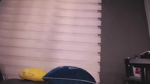 dirty_27cms online show from December 8, 2024, 1:35 am