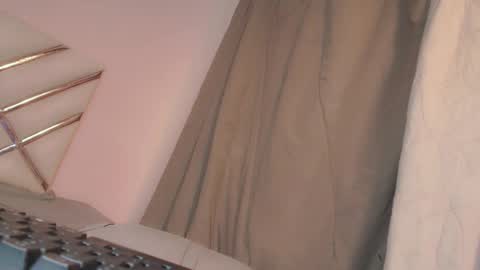 dirty_888 online show from May 18, 2026, 4:07 am