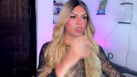 dirty_beauty online show from July 12, 2026, 1:02 pm