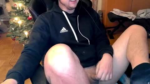 dirty_fun_boy online show from December 12, 2024, 1:49 pm