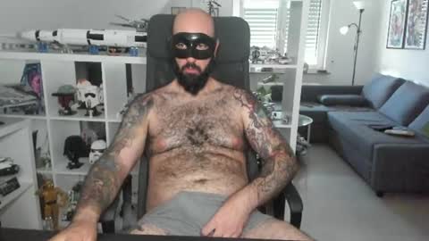 Robert online show from August 3, 2026, 3:49 pm
