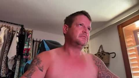 Snapshot of dirtybastard81 chatting on June 24, 2026, 6:34 am Jan online show from June 24, 2026, 6:34 am