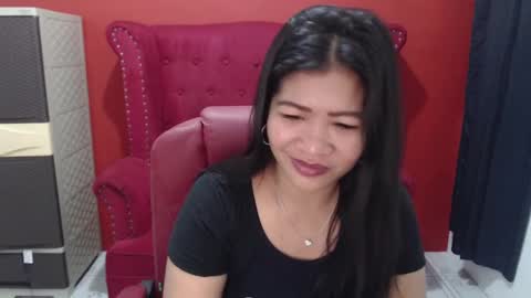 LatexQueen online show from December 11, 2024, 10:06 pm