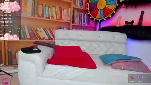 modcandy and star 18 years  hanna 19 years liz 20 years online show from July 14, 2026, 6:29 am