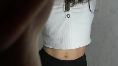 Snapshot of dirtygirls99 chatting on February 5, 2025, 2:51 am Gyna Josie online show from February 5, 2025, 2:51 am