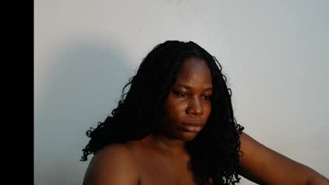 Snapshot of dirtypearl8 chatting on May 26, 2026, 5:09 pm Dirtypearl online show from May 26, 2026, 5:09 pm