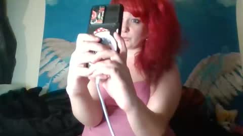 Snapshot of dirtyxhippie21 chatting on March 28, 2026, 3:50 am Crystal online show from March 28, 2026, 3:50 am