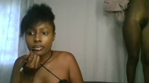 Snapshot of disah_002 chatting on July 12, 2026, 11:12 am disah_002 online show from July 12, 2026, 11:12 am