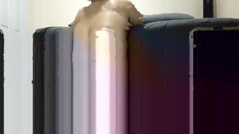 Snapshot of discreetdwarf88 chatting on November 6, 2025, 2:12 am Discreetdwarf88 online show from November 6, 2025, 2:12 am