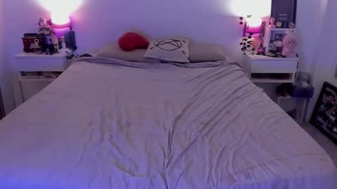 Lena online show from March 2, 2026, 5:08 am