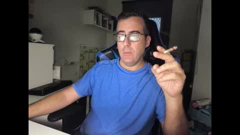 ditos_c online show from October 28, 2025, 8:29 am