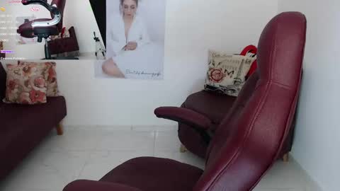 Diva online show from January 14, 2025, 11:48 pm