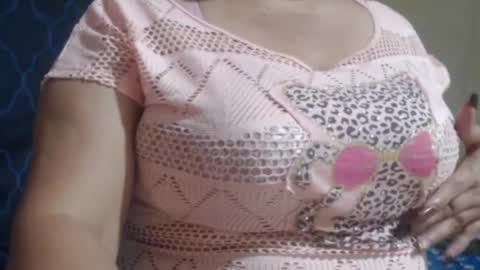 diviina online show from June 20, 2026, 5:27 pm