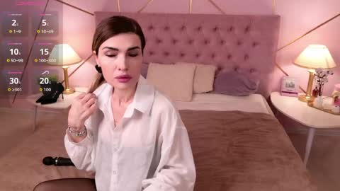 divine_mila online show from May 26, 2026, 12:12 pm
