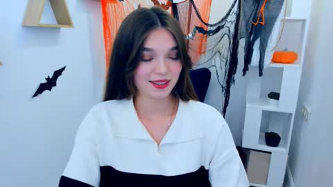 Hannah online show from November 4, 2025, 12:26 pm