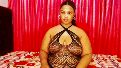 Snapshot of divinebooty93 chatting on July 19, 2026, 5:11 am divinebooty93 online show from July 19, 2026, 5:11 am