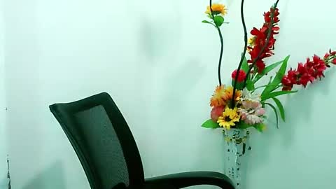     Divine Grace Close To Your Hear online show from December 16, 2024, 4:13 am