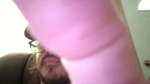 Snapshot of divorcedstoner420 chatting on July 15, 2026, 9:31 pm divorcedstoner420 online show from July 15, 2026, 9:31 pm