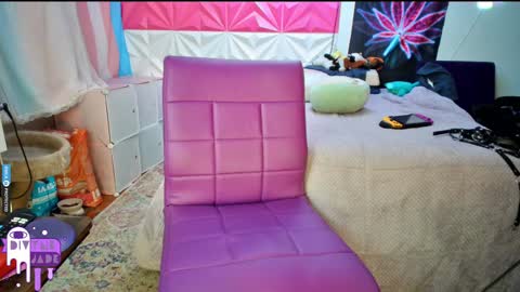 Snapshot of divynejade chatting on December 2, 2024, 7:58 am Jade Divyne online show from December 2, 2024, 7:58 am