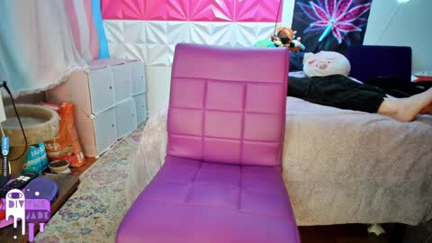 Snapshot of divynejade chatting on December 3, 2024, 2:14 am Jade Divyne online show from December 3, 2024, 2:14 am