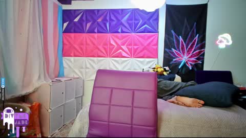 Snapshot of divynejade chatting on December 7, 2024, 2:09 am Jade Divyne online show from December 7, 2024, 2:09 am