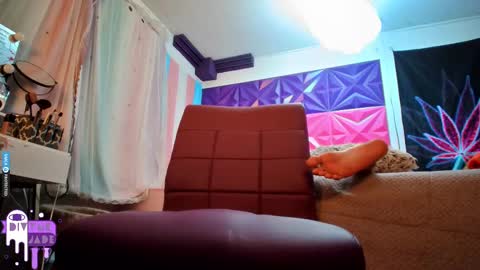 Snapshot of divynejade chatting on February 23, 2025, 10:17 am Jade Divyne online show from February 23, 2025, 10:17 am