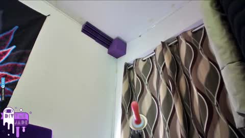 Snapshot of divynejade chatting on March 2, 2025, 11:42 pm Jade Divyne online show from March 2, 2025, 11:42 pm