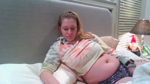 dixie_comanche online show from January 6, 2025, 4:15 am