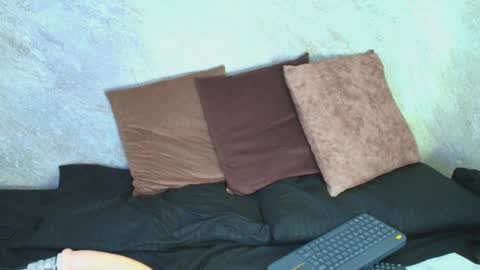 Sofia  online show from September 21, 2025, 5:47 pm