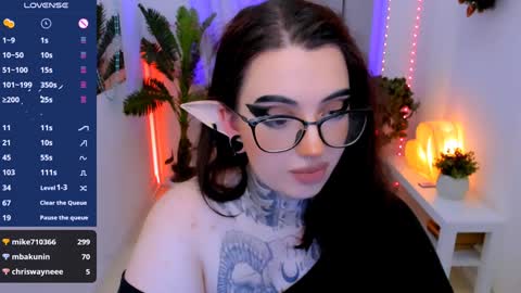 dixipixi_ online show from December 14, 2024, 11:50 am