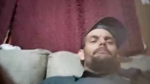 dixonbird41 online show from February 24, 2025, 4:38 am