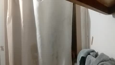 dixonbird41 online show from September 23, 2025, 10:18 am