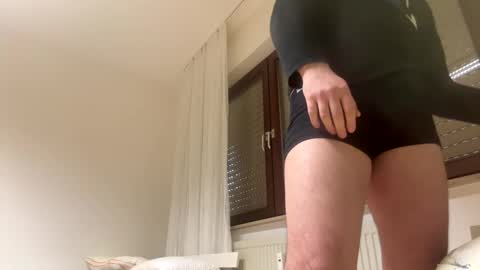 djokiii00 online show from February 17, 2026, 9:06 am