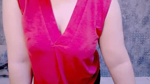 djullia online show from February 10, 2025, 12:18 pm