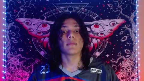 daiki sx online show from February 5, 2025, 7:20 pm