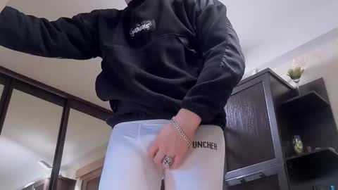 Snapshot of dl_raven chatting on March 27, 2026, 5:46 am Silverhand online show from March 27, 2026, 5:46 am